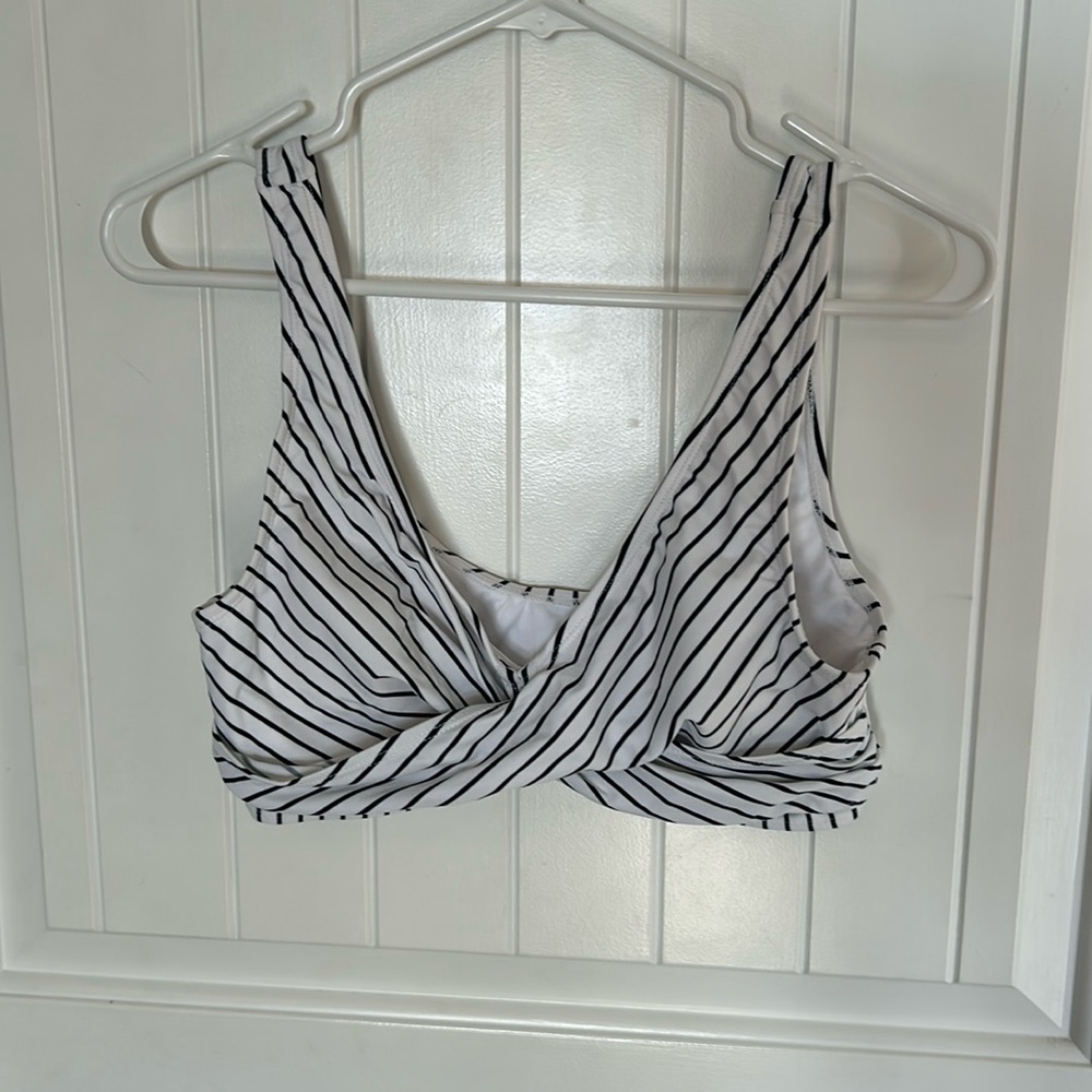 Cupshe bikini top